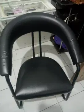 Perlengkapan salon kecantikan