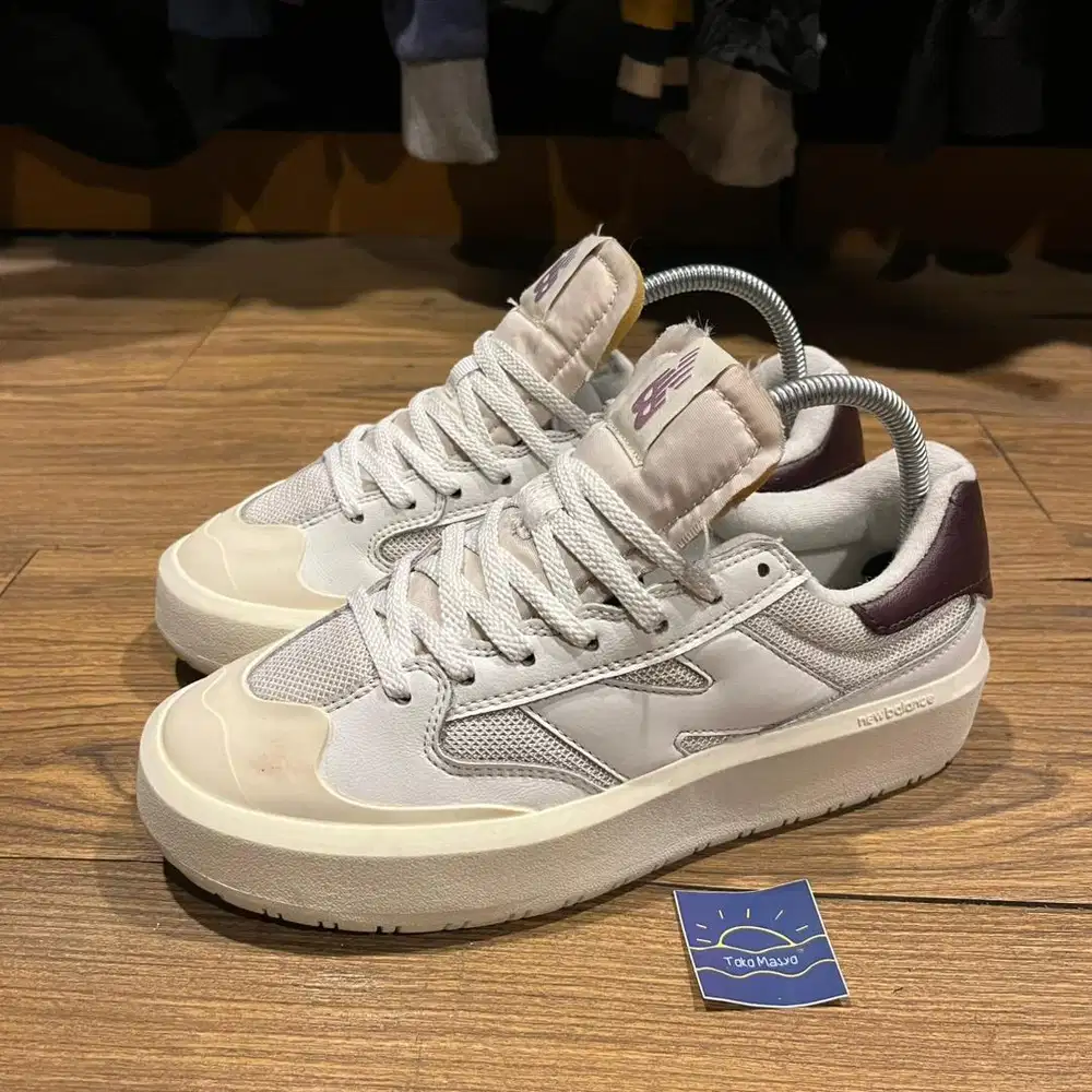 New Balance CT302 / WD White Washed Burgundy Size 39,5 insole 24,5cm