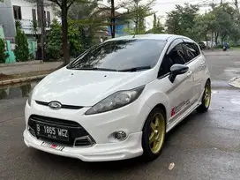 Di jual ford fiesta 1.6 S 2012 matic