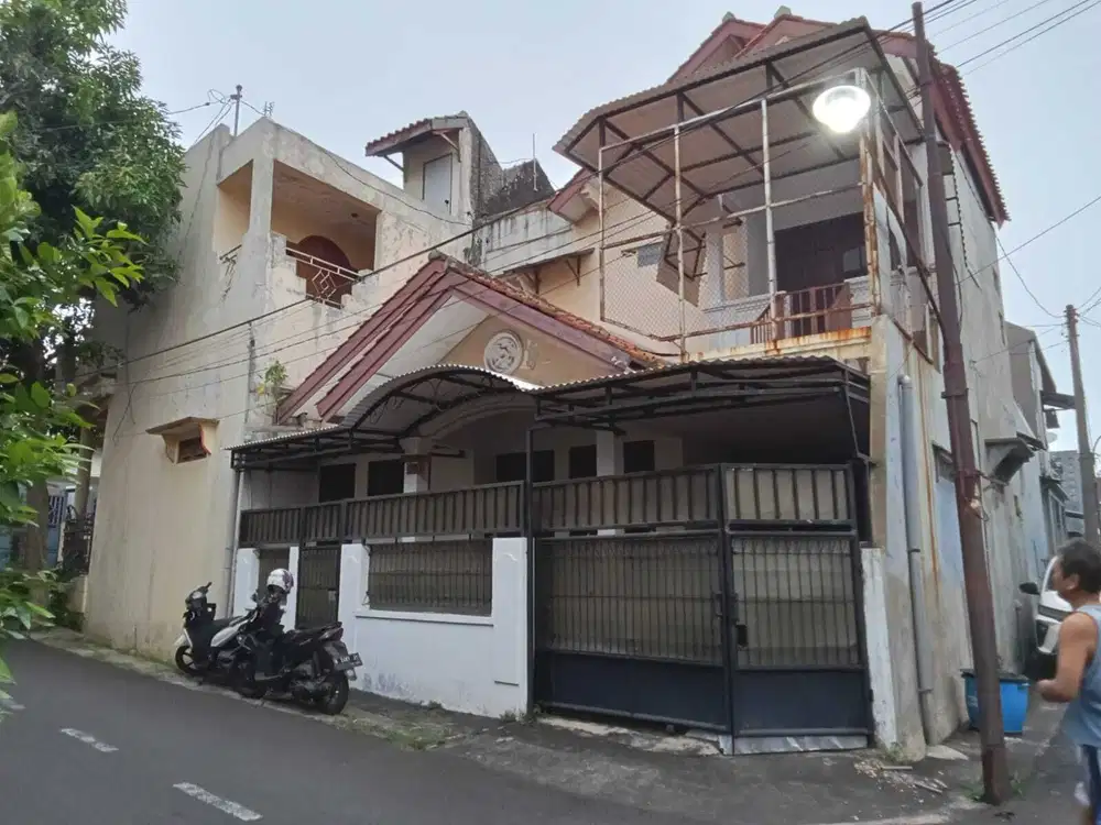 Dijual Rumah 1,5 lantai di Manyaran Semarang Barat