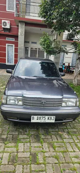 Klasik dan Antik Klasik dan Antik 1990 Bensin