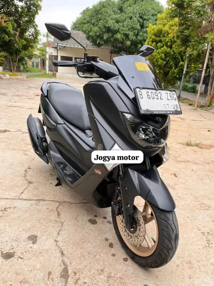 Yamaha nmax tahun 2018 cash & credit