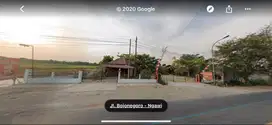 Rumah makan pinggir jalan raya