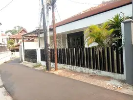 Rumah Lama Hitung Tanah  di Tebet