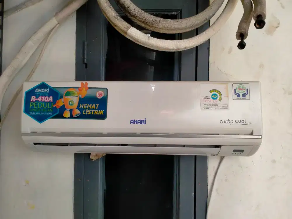 Service AC bongkar pasang AC tukang AC panggilan isi freon AC