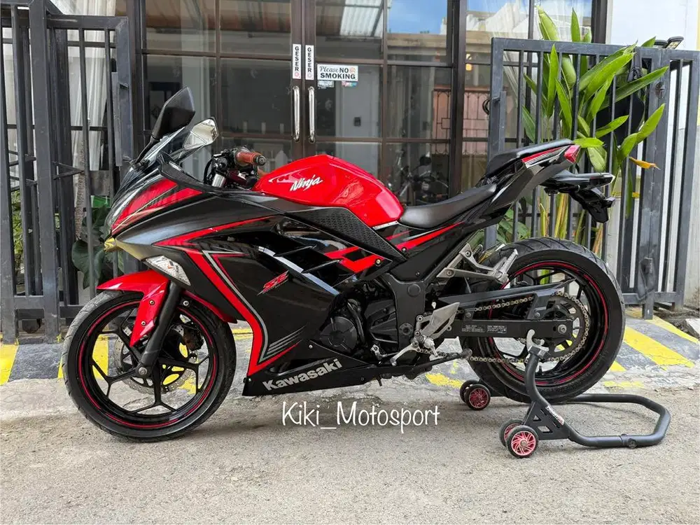 Ninja 250 fi Se 2015 km rendah