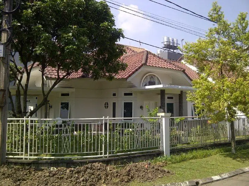 Rumah Hook MInimalis Batununggal dekat Tol Buahbatu