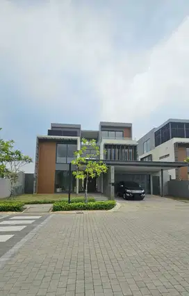 Cluster Lyndon Navapark BSD City Rumah Mewah 3 Lantai 50 M Nego