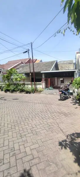 Rumah Hitung Tanah Pandugo Rungkut Surabaya Timur