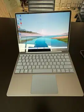 Microsoft Surface Laptop Go 3 i5 Gen 12 8/256GB