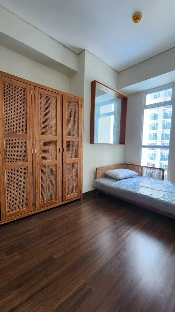 Dijual apartemen puri orchard full furnished 2 bed room