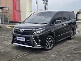 [OLXMOBBI] DP RENDAH Toyota Voxy 2.0 Bensin-AT 2018 STZMVI