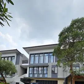 RUMAH MEWAH FULL FURNISHED SHM DI LAKEWOOD NAVAPARK