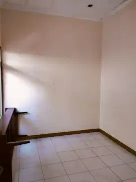 S262

*DIJUAL RUMAH WISMA MUKTI KLAMPIS dkt Manyar Kertajaya, MERR