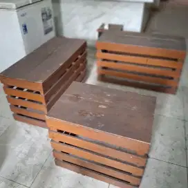 Bangku Kayu Kokoh (1 set dapat 3)