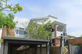 rumah depan RS.Permata medika Ngaliyan