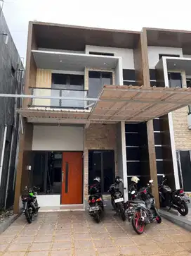 Rumah baru 2 lantai di Ciwastra bandung cukup boking 1 JT all in