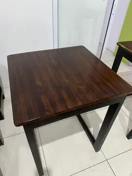 Dijual meja makan bekas