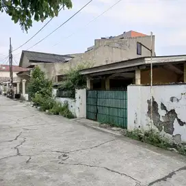Dijual Rumah Hitung Tanah di Kodau. Dekat Tol Jatiwarna. Bekasi.