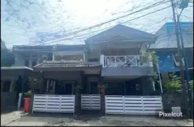 RUMAH MEWAH DI PONDOK KELAPA
