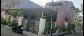 RUMAH BESAR DI ANEKA ELOK PENGGILINGAN