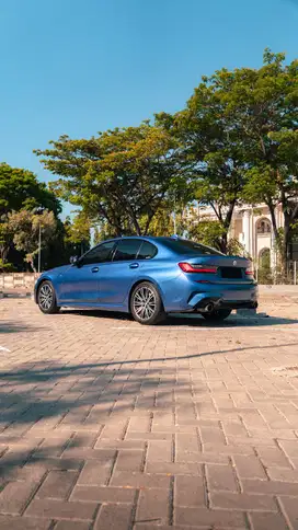 BMW G20 330i Blue Matte