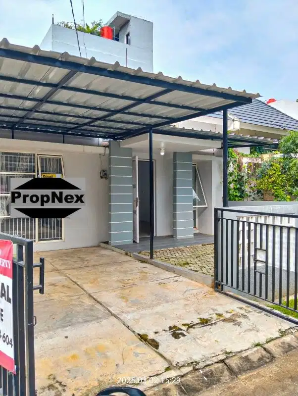 turun harga  butuh cepat terjual rumah dilokasi premium .
