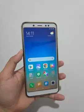 Redmi note 5 4/64gb