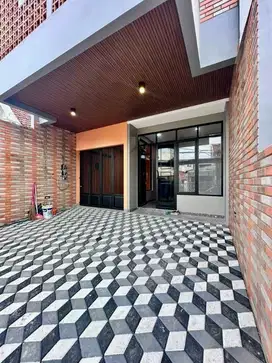 Tebet - Modern Industrial House Cocok Untuk Hunian Dan Usaha