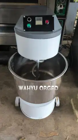 DI JUAL MIXER SPIRAL