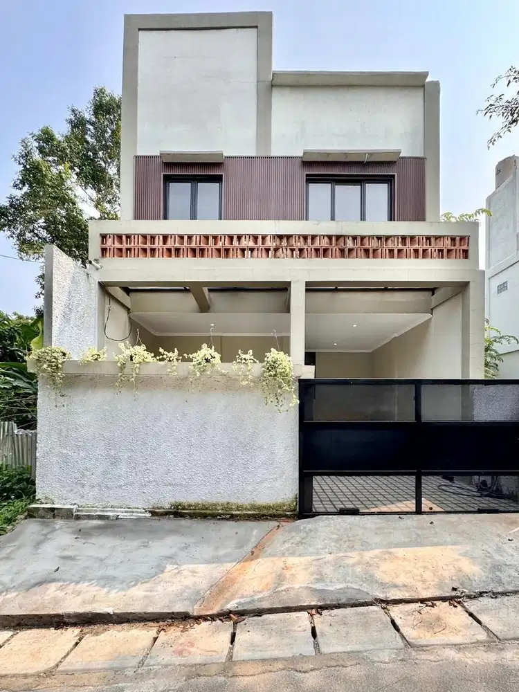 Dijual Rumah Baru 3 Lantai Siap Huni Cluster Exclusive Di Cirendeu