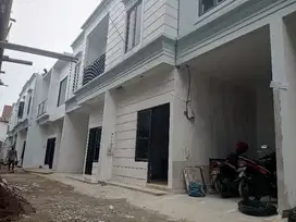 Rumah Srengseng sawah Jagakarsa 2 lantai  minimalis  600 juta  no KPR