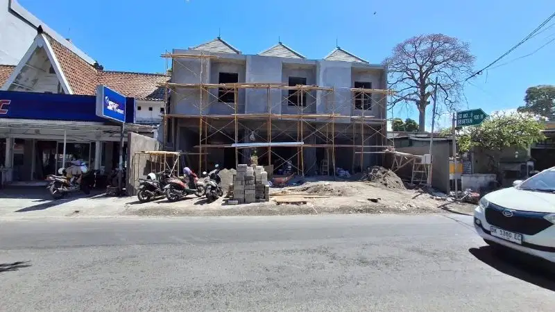 Dijual ruko strategia di keramaian Densel Bali