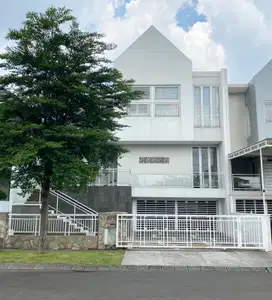 RUMAH ROYAL RESIDENCE CANAL PARK BLOK B