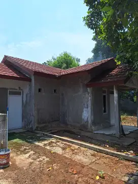 Rumah di Perum Bumi Sawangan Indah, Kota Depok.