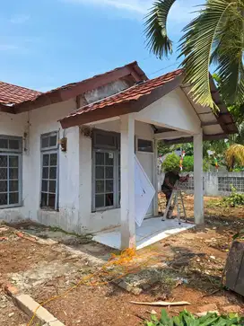 Rumah di Perum Bumi Sawangan Indah, Kota Depok.