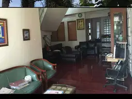 Dijual Cepat (BU) Rumah 2 Lt dalam Komplek Rancho Indah Jakarta Selatan
