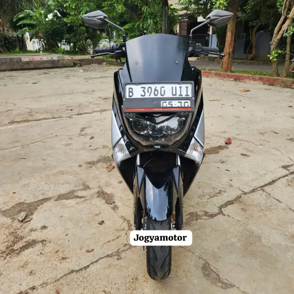 Yamaha Nmax ABS Tahun 2015