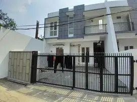 Rumah Kavling Siap huni di Jatiwaringin