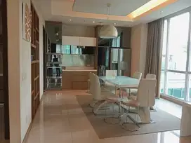 Unit bagus 3 BR di Kemang Kemang Village Residence