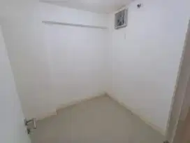 DIJUAL BU 2BR UNFURNISH LANTAI RENDAH APARTEMEN BASSURA CITY