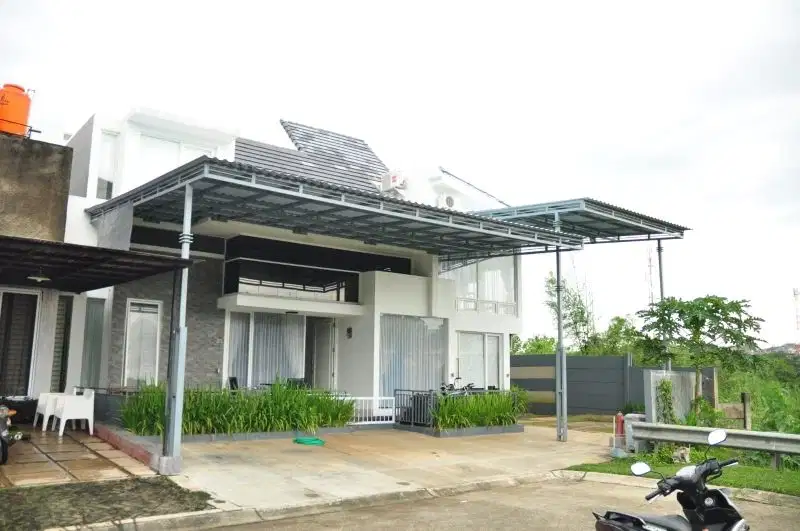 Dijual Rumah Hook Minimalis 2 Lantai  Di Pine Forest, Sentul City