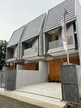 Rumah Baru Estetik Siap Huni di Kodau Bekasi
