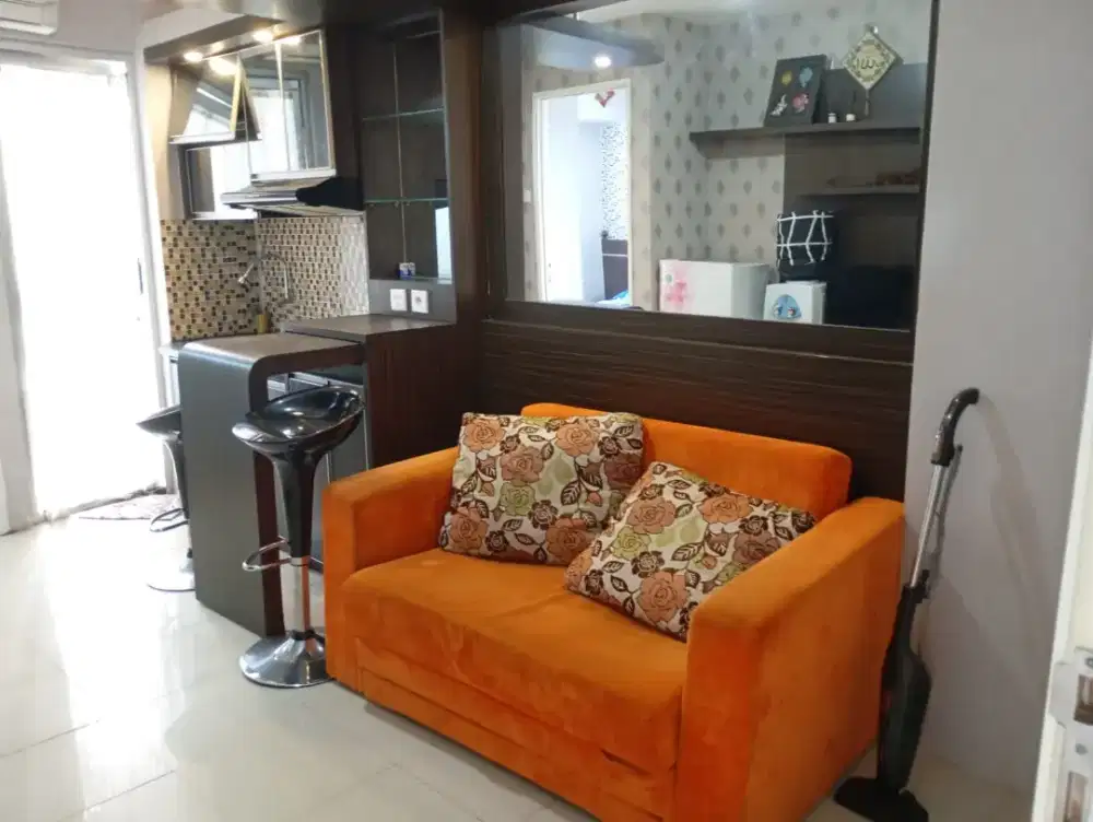 DISEWAKAN 2BR FURNISH APARTEMEN BASSURA CITY