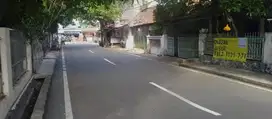Tanah 250m2 Bonus Bangunan Lama di Pengadegan Selatan Pancoran