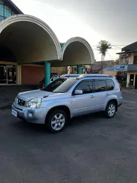Nissan X-Trail 2009 Bensin