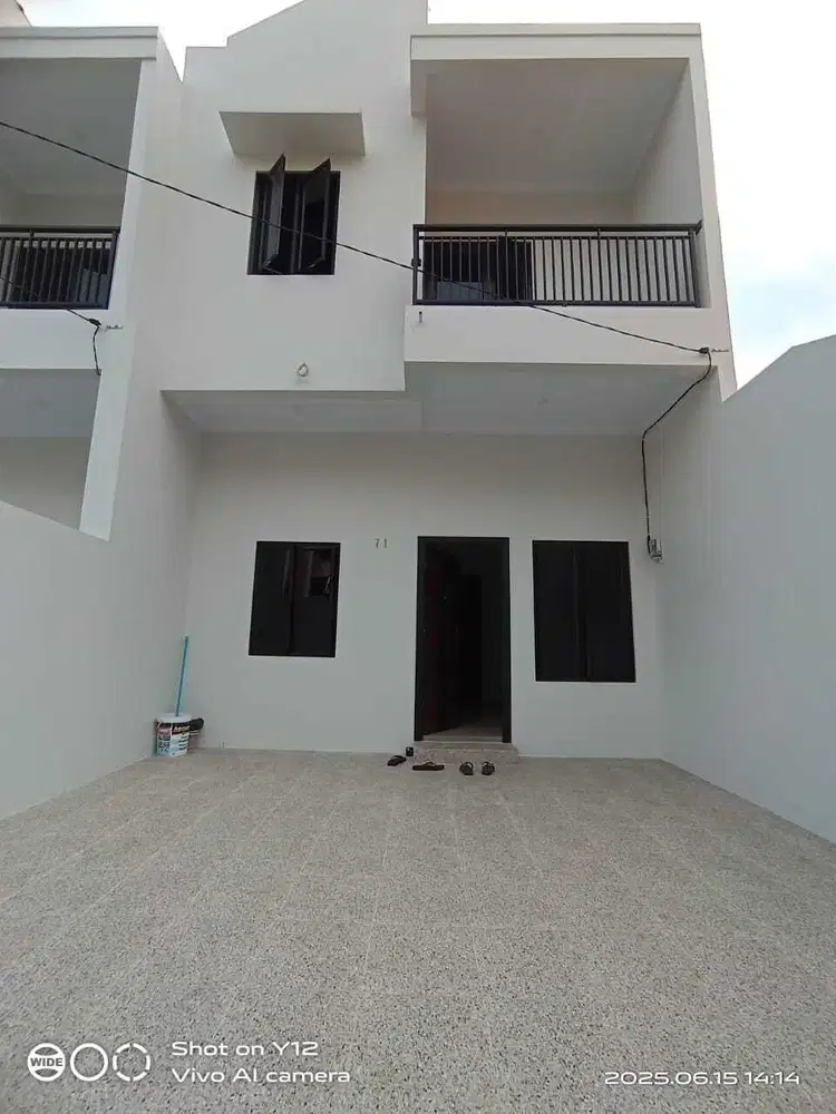 DIJUAL RUMAH BARU KALISARI JKT TIMUR