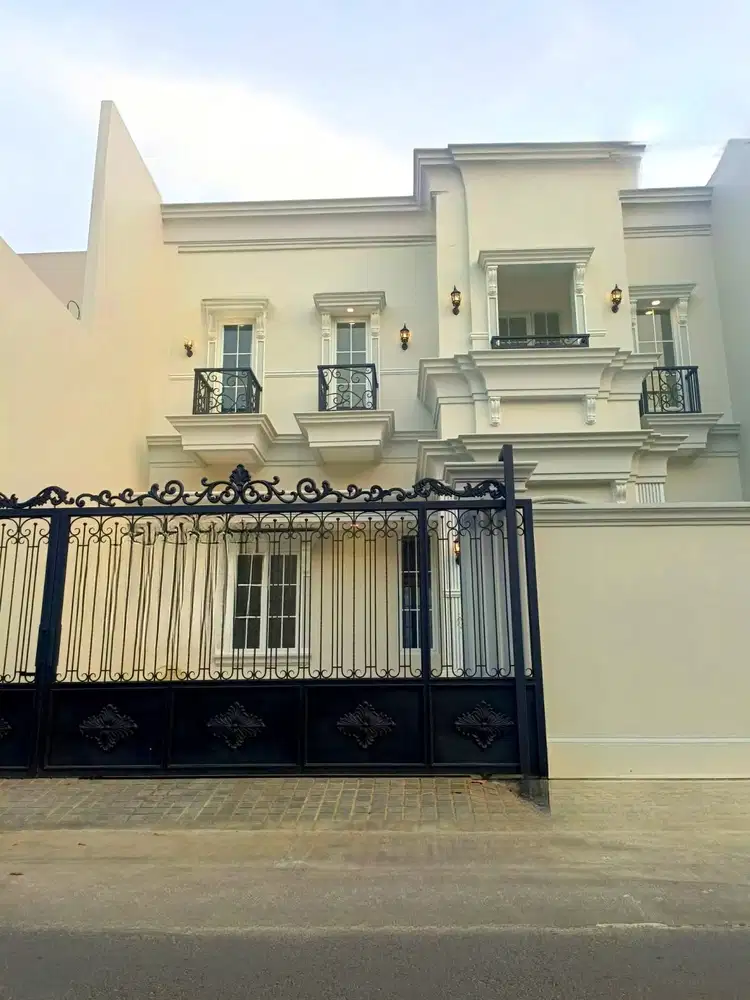 Rumah Dalam Komplek Siap Huni Row Jalan Besar Akses Bagus Di Meruya