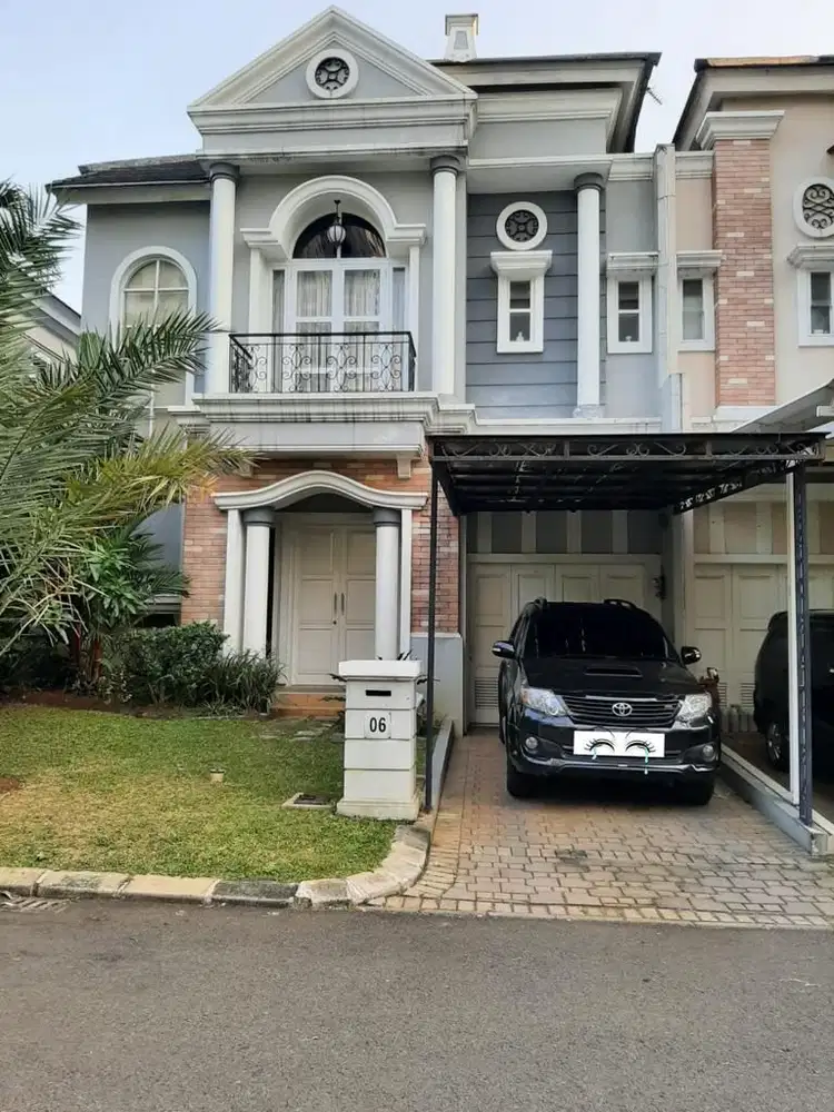 Dijual Cepat Rumah Cantik dekat Club House Dan Mall SMS