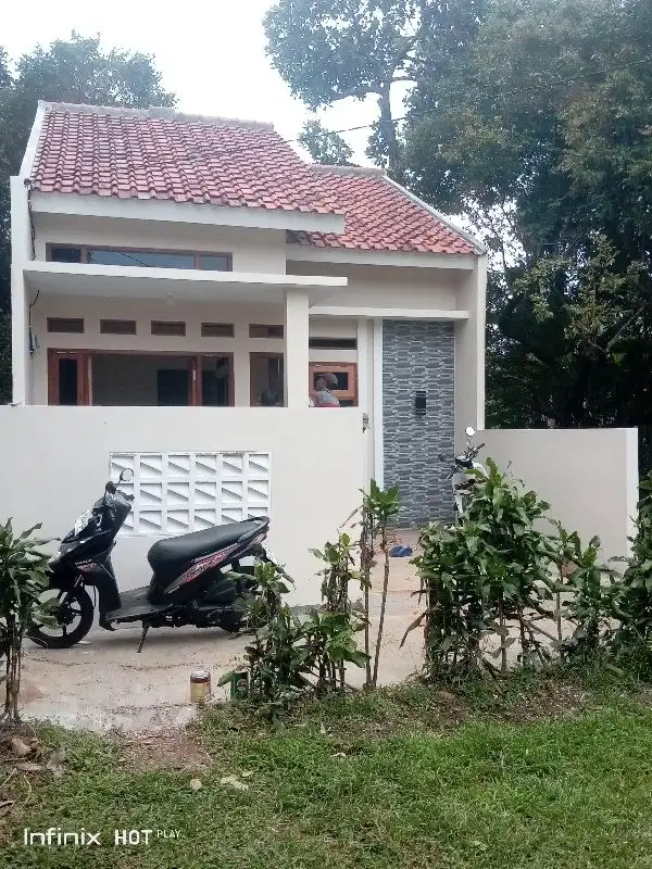 dijual rumah siap huni SHM sdh pecah